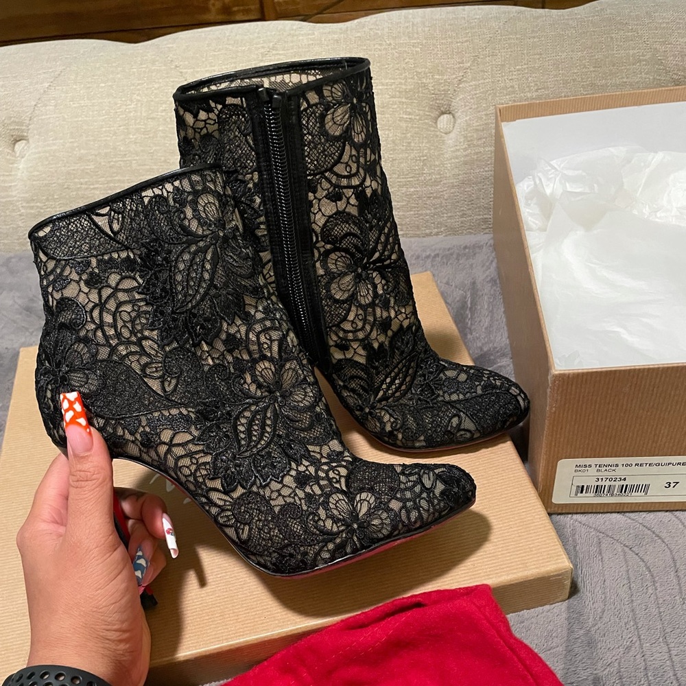 Miss Tennis 100 Christian Louboutin